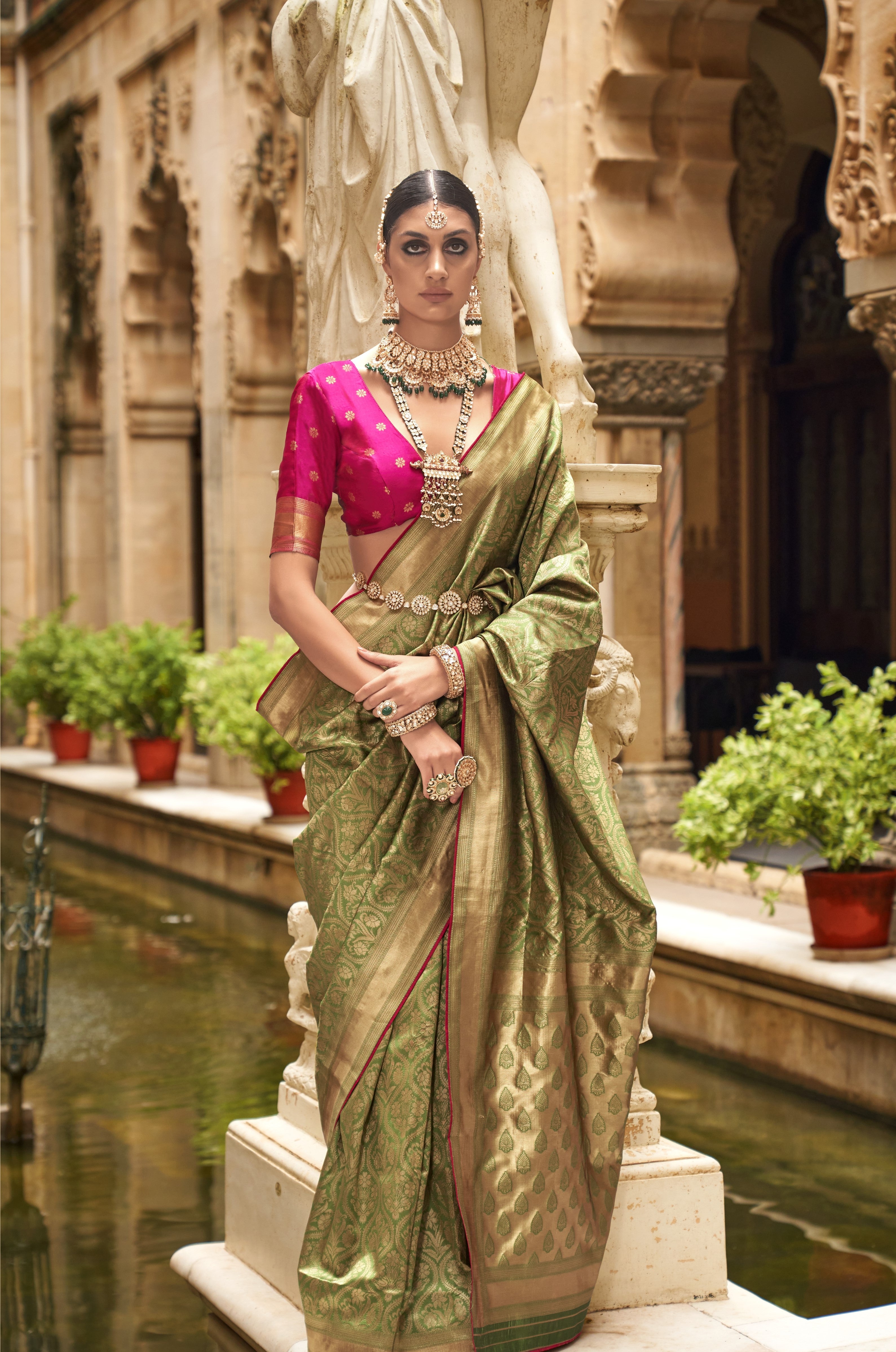 Jacquard Weaving with Banarasi Design Women Saree