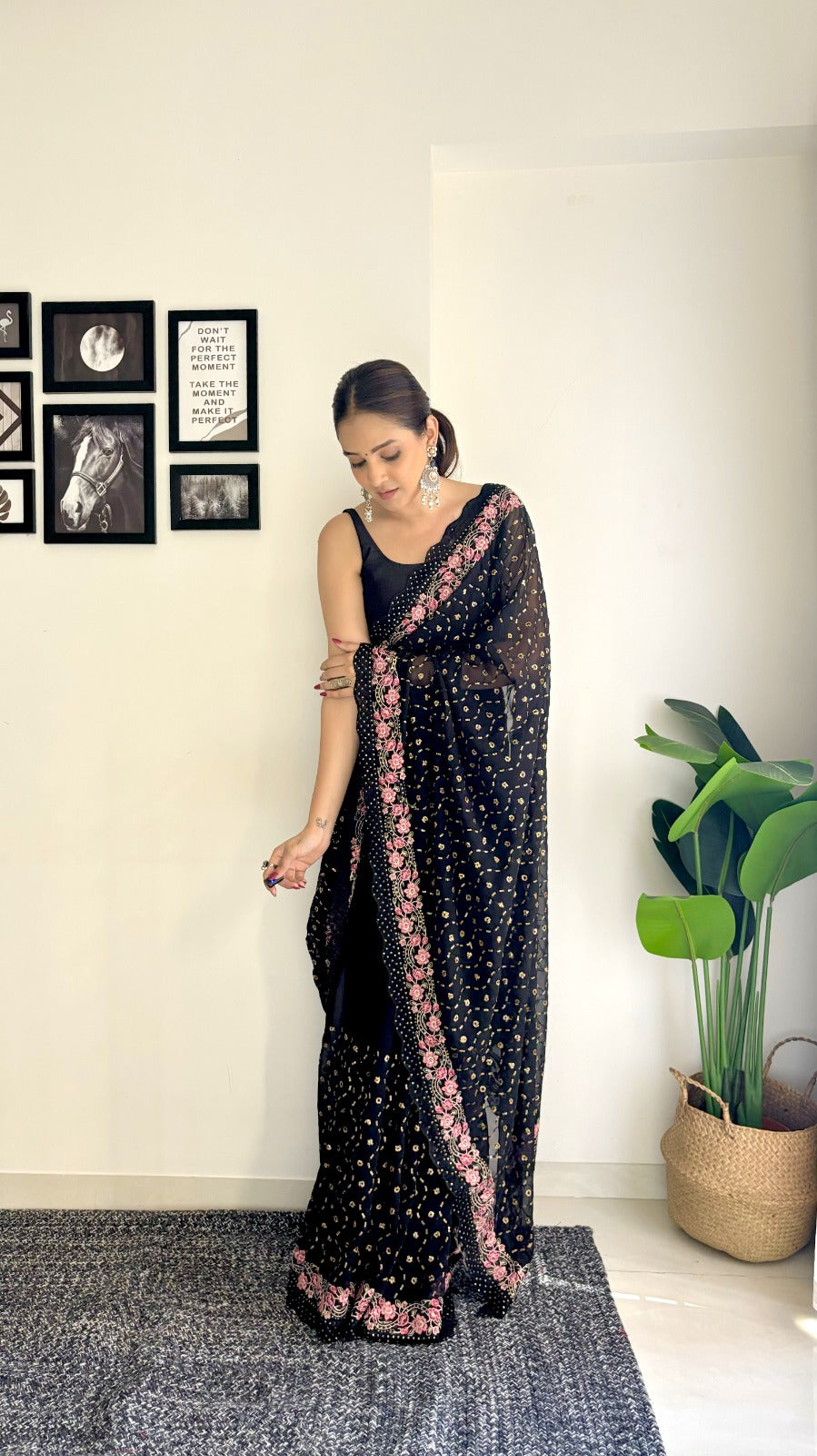 Black Lover Shaded Faux Georgette with a fancy Arco border Saree For Women