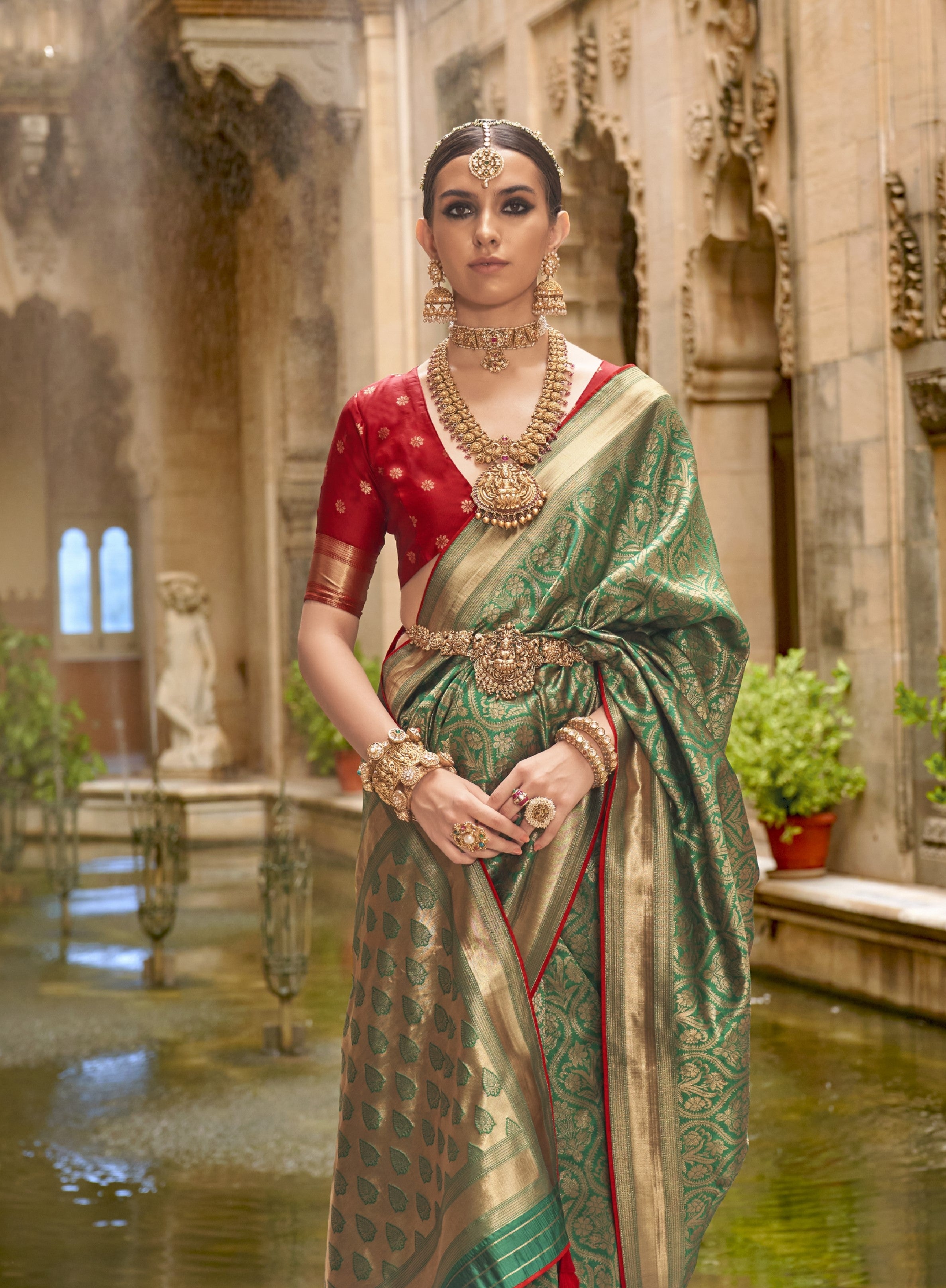 Indian Festive Wear Banarasi Silk Saree With Blouse